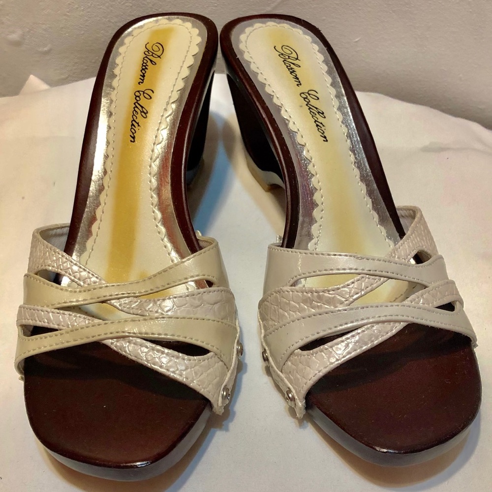 BLOSSOM COLLECTION WHITE HEELED SANDALS
